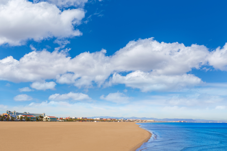 Playa patacona valencia